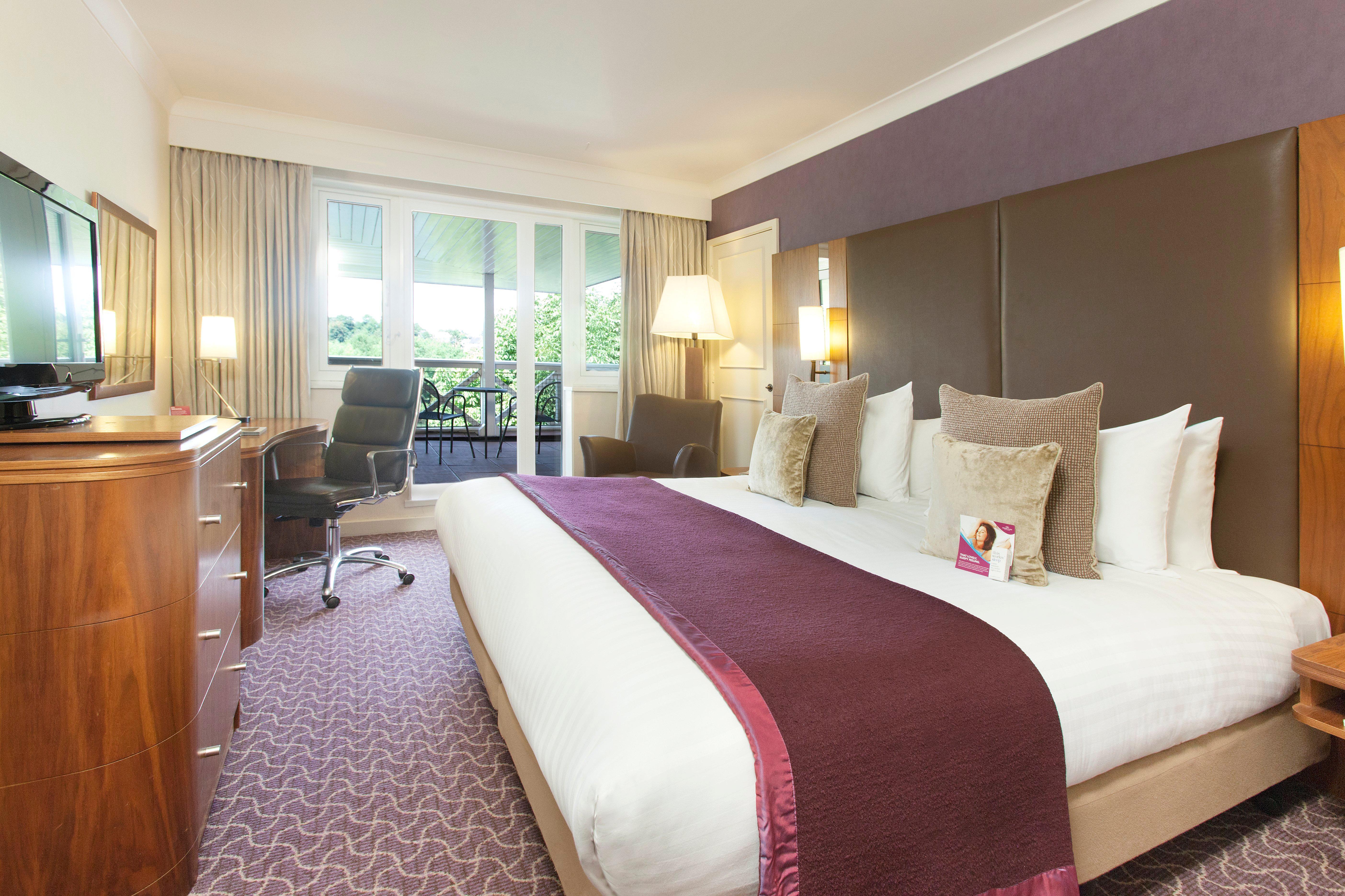 Crowne Plaza Reading Hotel Exterior foto