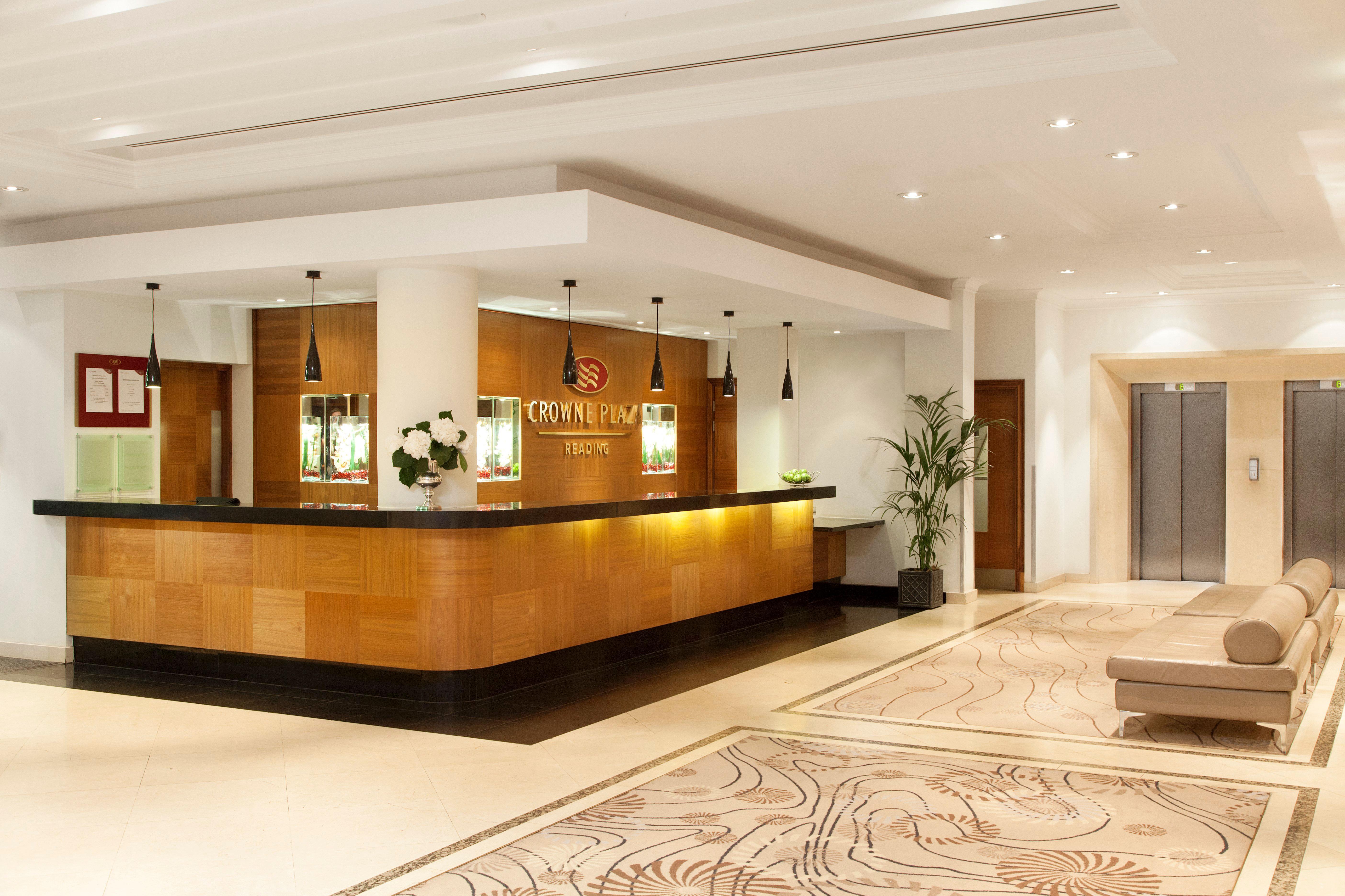 Crowne Plaza Reading Hotel Exterior foto